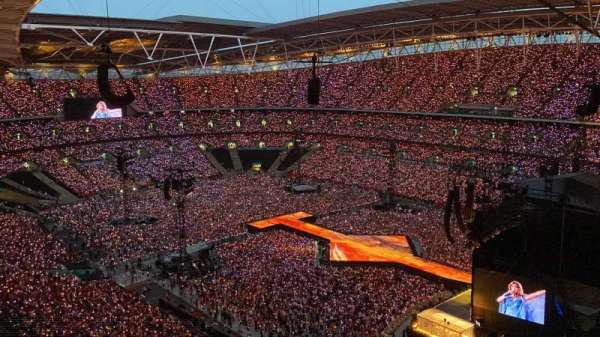 Wembley Stadium, bloc: 545, rangée: 24, place: 175