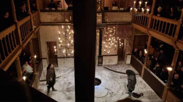 Sam Wanamaker Playhouse at Shakespeare's Globe, bloc: Upper Gallery, rangée: B, place: 18