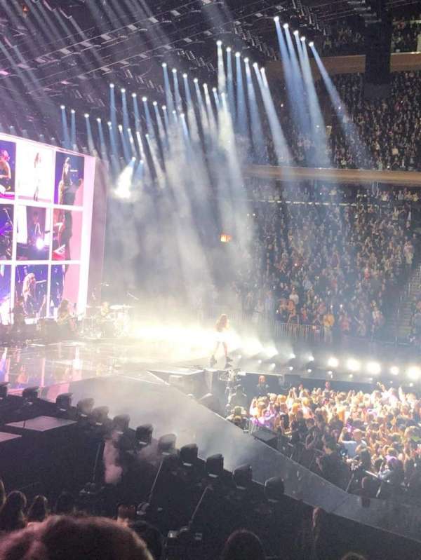 Madison Square Garden, bloc: 116, rangée: 9, place: 20