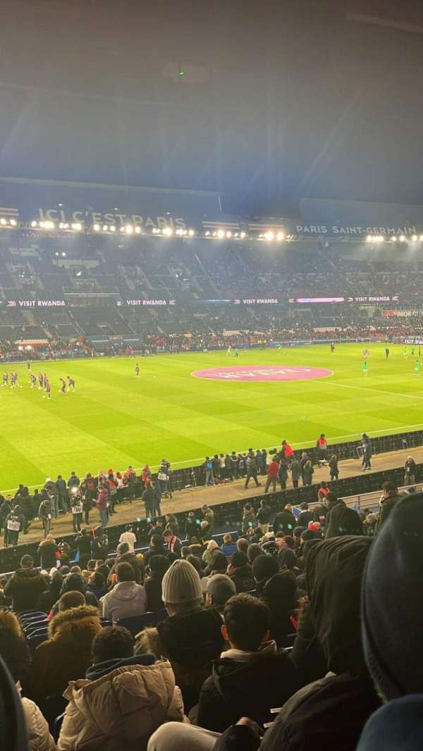 Parc des princes, bloc: 104, rangée: 20, place: 52