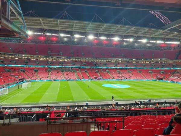 Wembley Stadium, bloc: 125, rangée: 42, place: 68