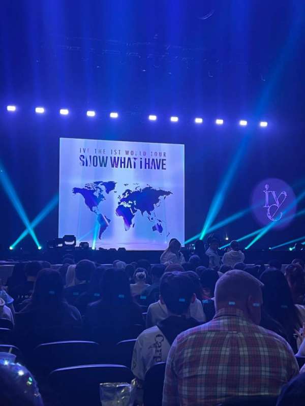 The O2, London, bloc: Floor B1, rangée: R, place: 11