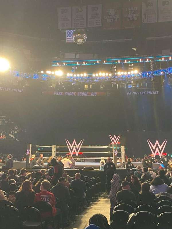Xfinity Mobile Arena, bloc: 108A, rangée: E, place: 10