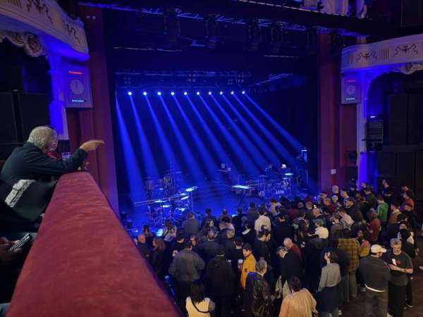 O2 Shepherd's Bush Empire, bloc: Level 1 seating, rangée: AA, place: 12