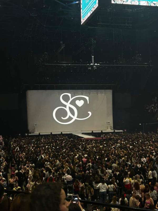 Accor Arena, bloc: Gradin T, rangée: 16, place: 5