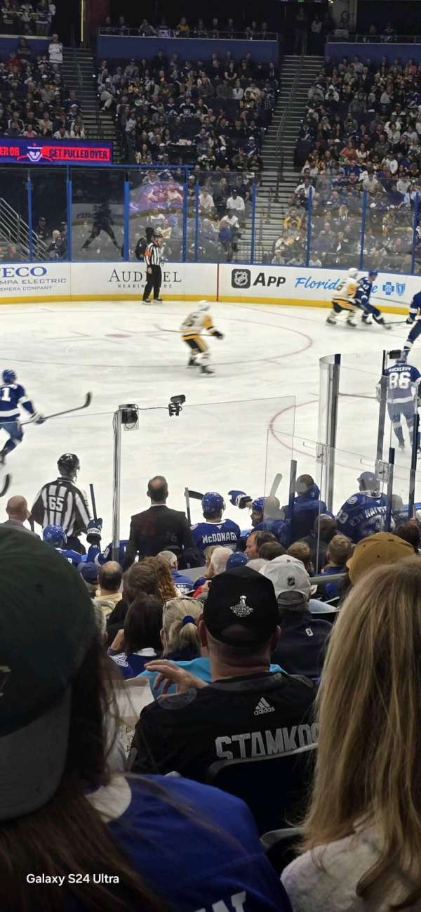 Benchmark International Arena, bloc: 101, rangée: T, place: 12