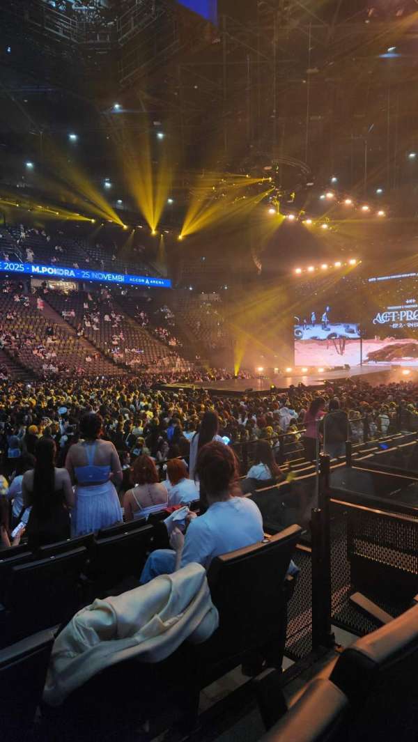 Accor Arena, bloc: Gradin E, rangée: 21, place: 12