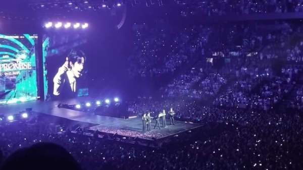 Accor Arena, bloc: Gradin P, rangée: 4, place: 27