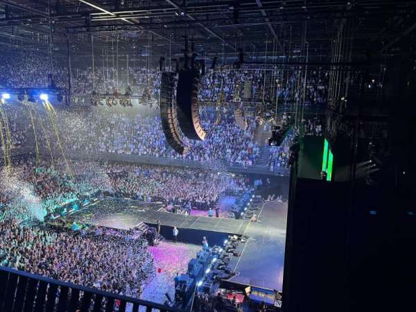 Ziggo Dome, bloc: 202, rangée: 1, place: 26