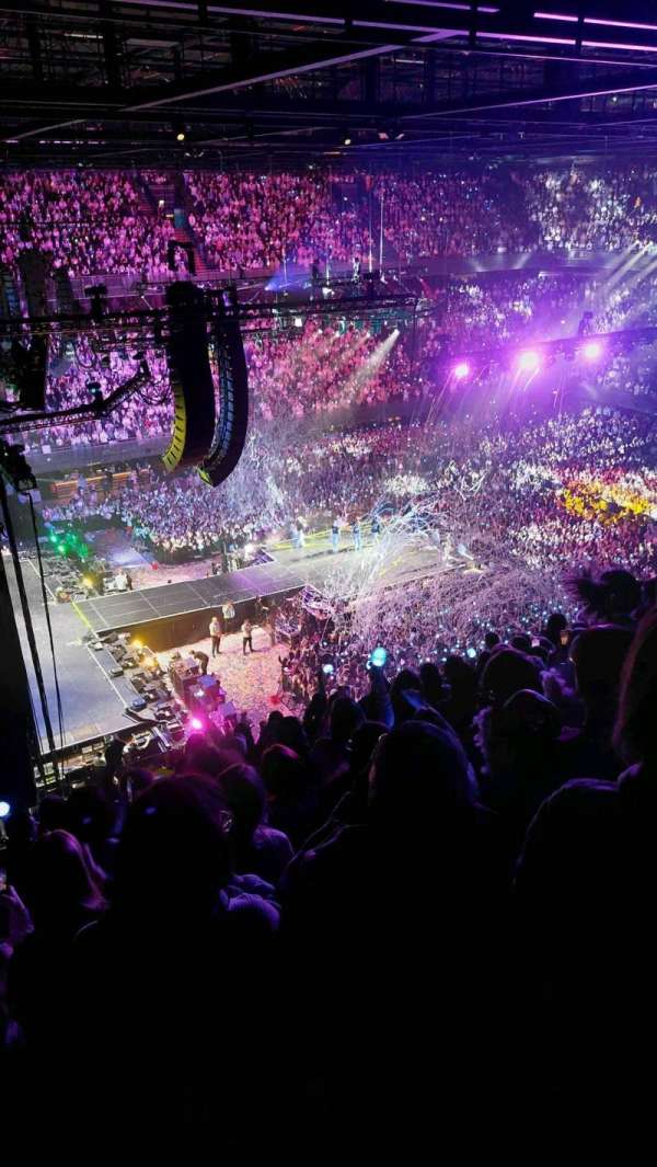 Ziggo Dome, bloc: 214, rangée: 9, place: 450