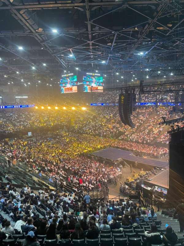Accor Arena, bloc: Balcon H, rangée: 85, place: 9