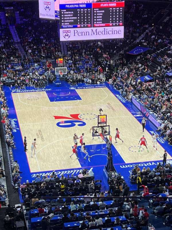 Xfinity Mobile Arena, bloc: 218, rangée: 9, place: 17