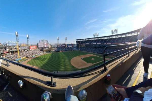 Rate Field, bloc: 544, rangée: 1, place: 1-2