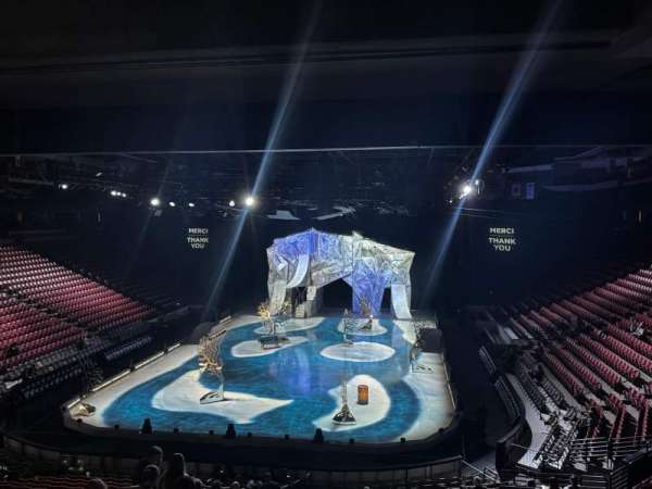 Maverik Center, bloc: 121, rangée: ADA, place: 12