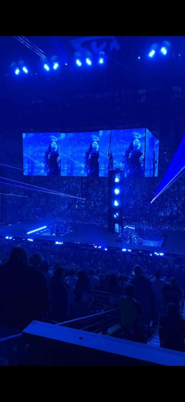 Bridgestone Arena, bloc: 117, rangée: P, place: 23