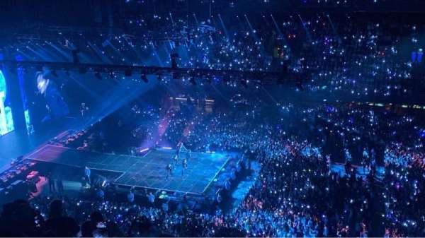 Ziggo Dome, bloc: 211, rangée: 12, place: 72