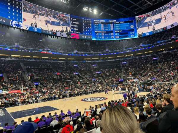 Intuit Dome, bloc: Club 10, rangée: 3, place: 5,6