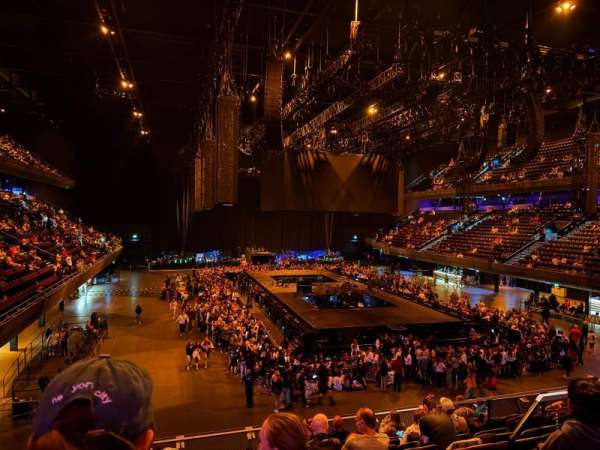 Ziggo Dome, bloc: 107, rangée: 11, place: 242