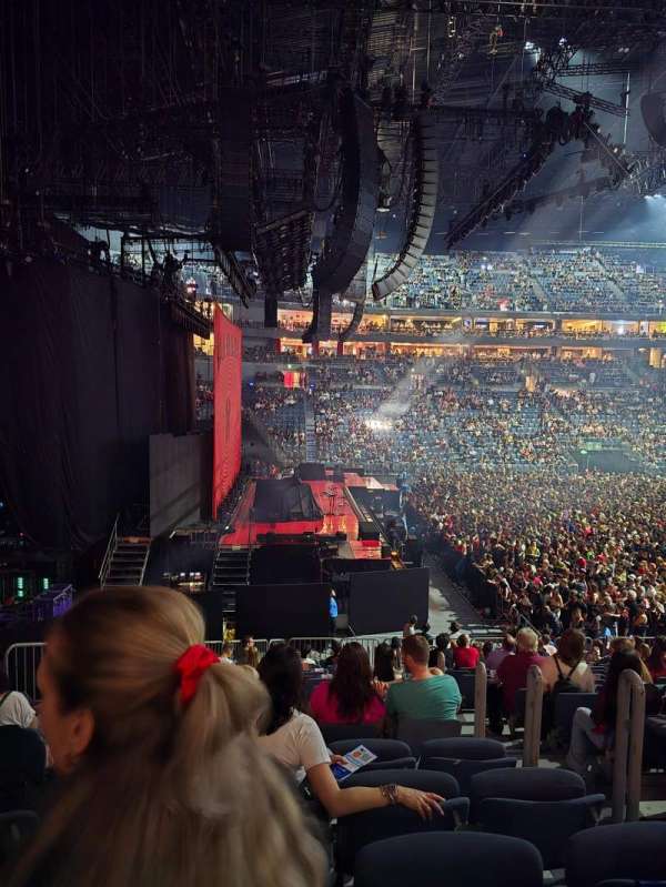 LANXESS arena, bloc: 218, rangée: 16, place: 3