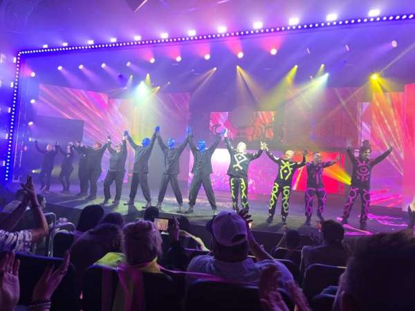 Blue Man Group Theater, bloc: 103, rangée: E, place: 5