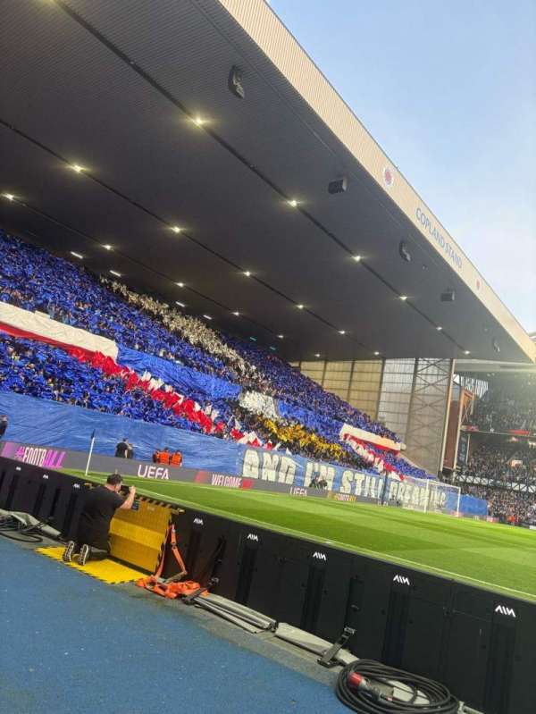 Ibrox Stadium, bloc: GF7, rangée: A, place: 197