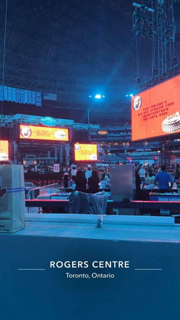 Rogers Centre, bloc: 32, rangée: 2, place: 2