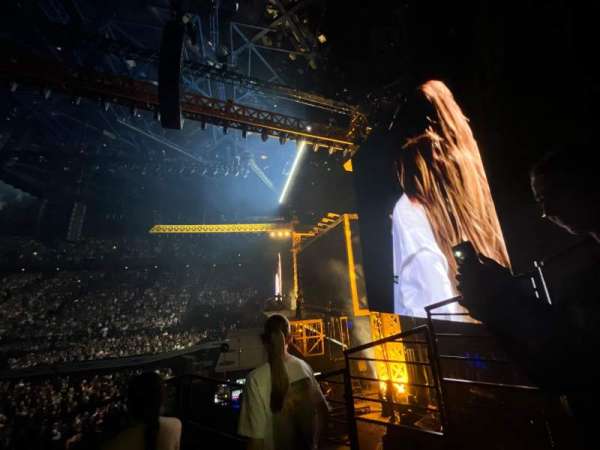 Accor Arena, bloc: Gradin h, rangée: 17, place: 15