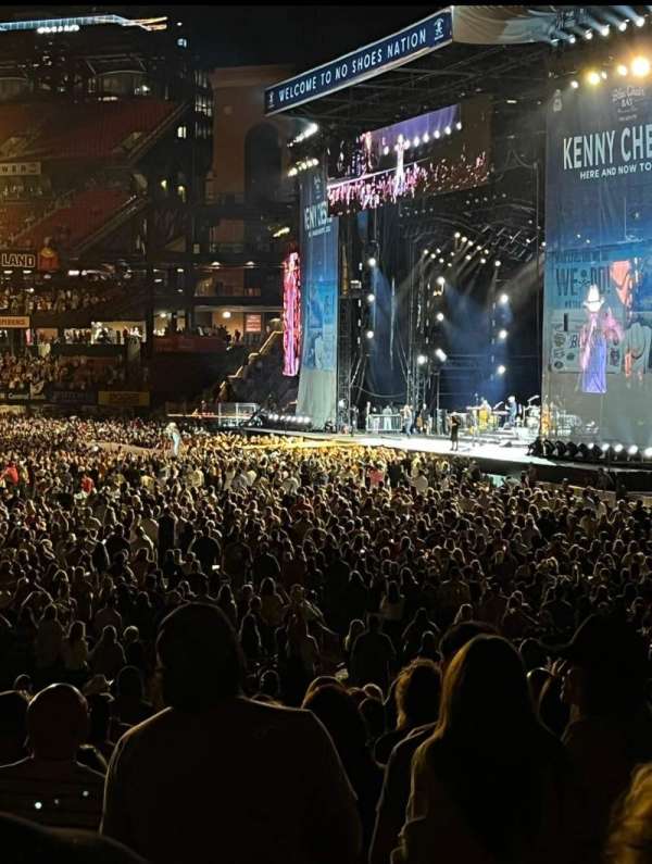 Busch Stadium, bloc: 133, rangée: 15, place: 12