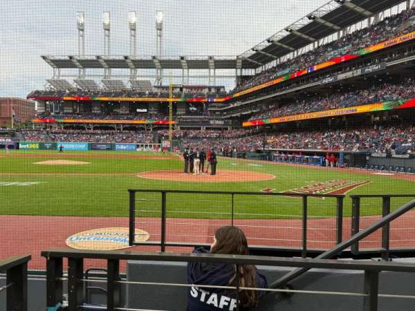 Progressive Field, bloc: 158, rangée: G, place: 5