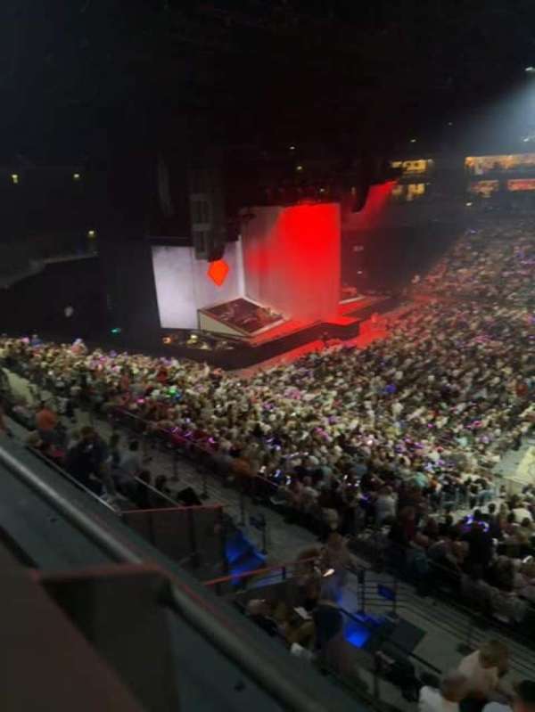 LANXESS arena, bloc: 535, rangée: 1, place: 1