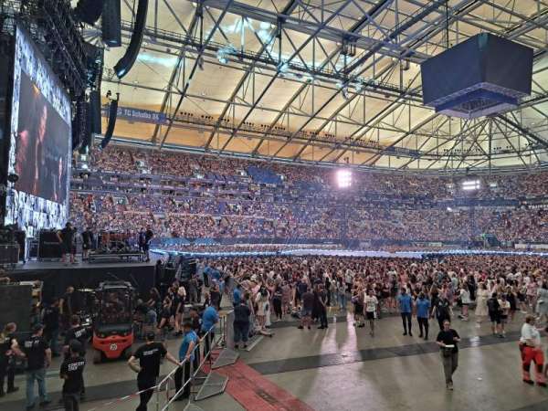 Veltins-Arena, bloc: U, rangée: 1, place: 23
