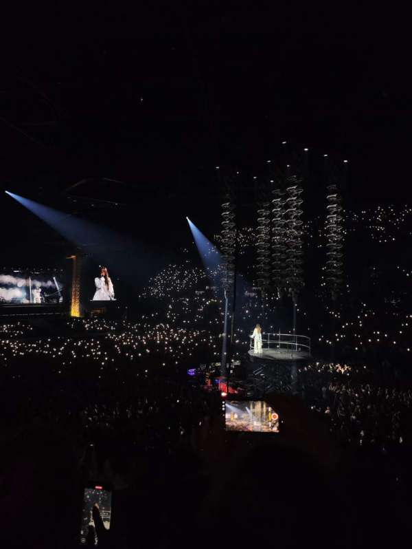 Accor Arena, bloc: Gradin T, rangée: 11, place: 4