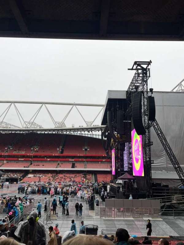 Emirates Stadium, bloc: 30, rangée: 24, place: 943