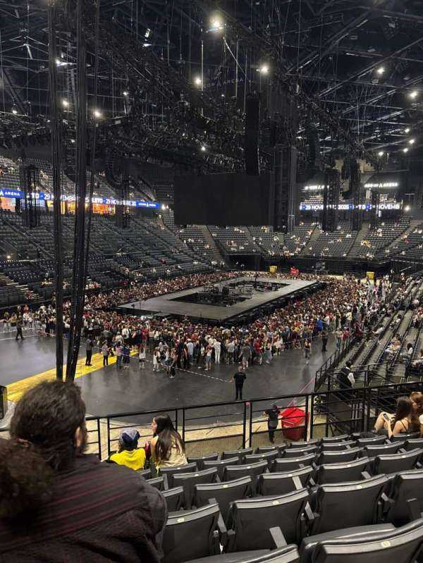 Accor Arena, bloc: Gradin L, rangée: 6, place: 25