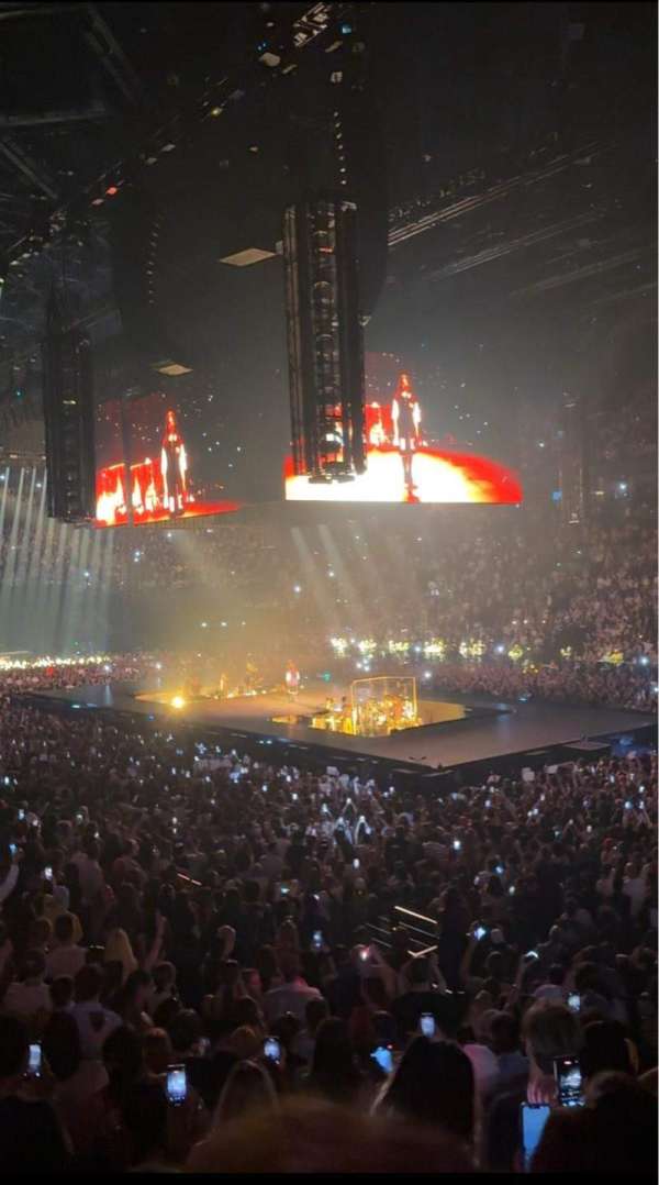 Accor arena, bloc: Gradin S, rangée: 14, place: 15