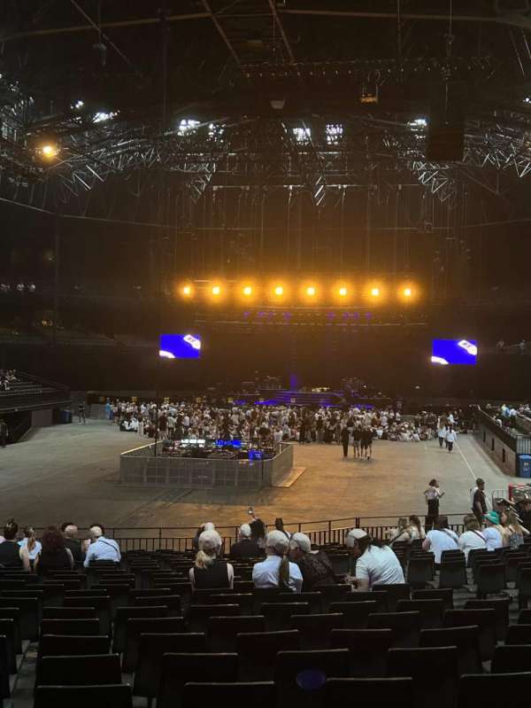 AFAS Dome, bloc: 130, rangée: 25, place: 2