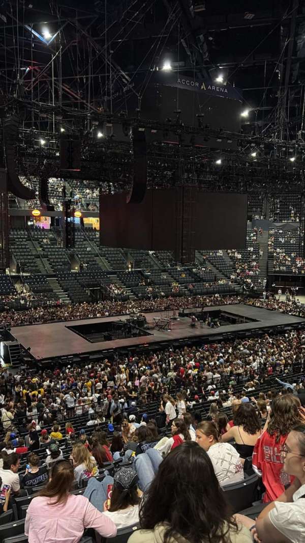 Accor Arena, bloc: Gradin N, rangée: 3, place: 25