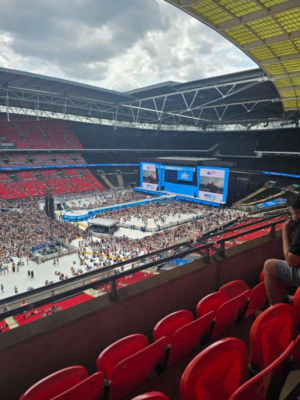 Wembley Stadium, bloc: 503, rangée: 3, place: 89