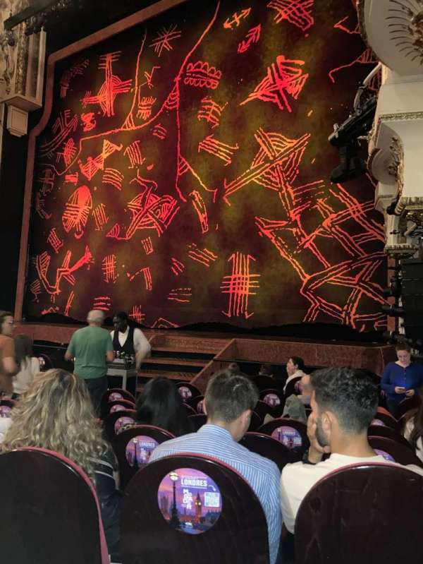 Théâtre Mogador, bloc: Parterre, rangée: J, place: 29