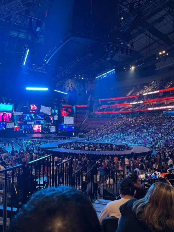 Toyota Center, bloc: 115, rangée: 11, place: 13
