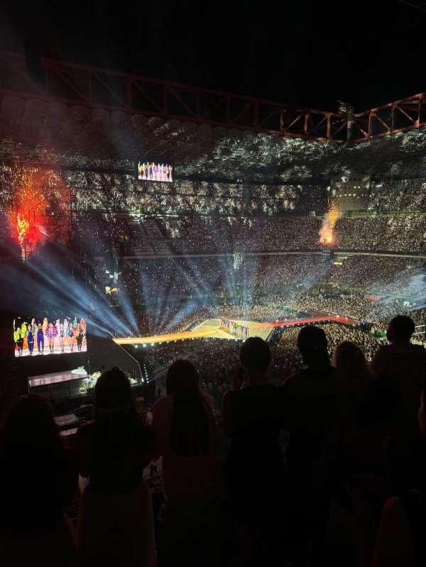 San Siro, bloc: 274, rangée: 3, place: 12