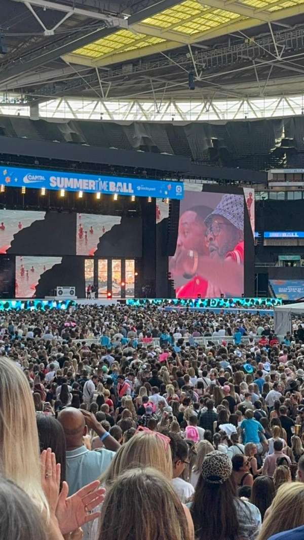 Wembley Stadium, bloc: 210, rangée: N, place: 256