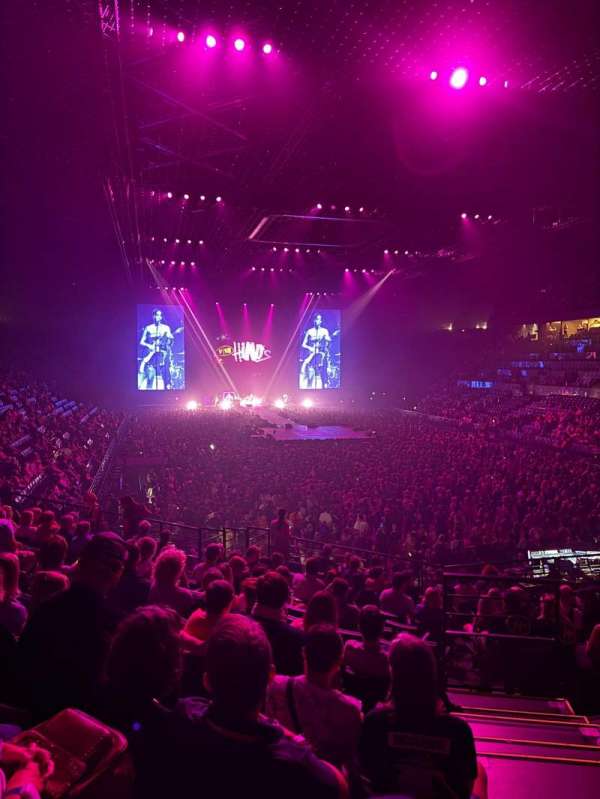 Accor Arena, bloc: Gradin T, rangée: 11, place: 20