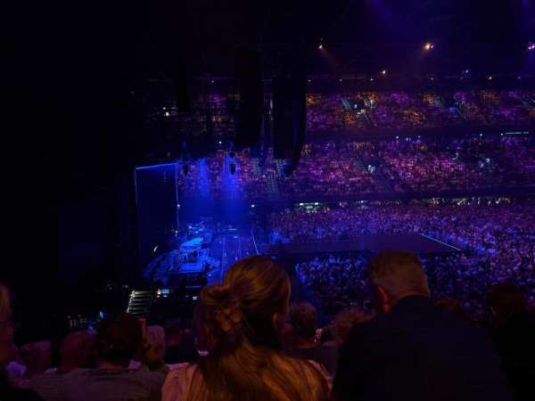 Ziggo Dome, bloc: 111, rangée: 14, place: 403