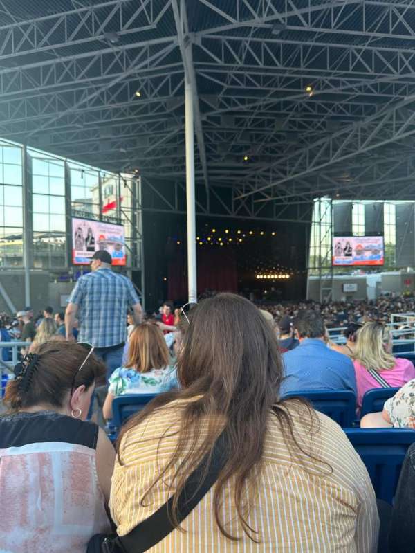 RBC Amphitheatre, bloc: 408, rangée: G, place: 26