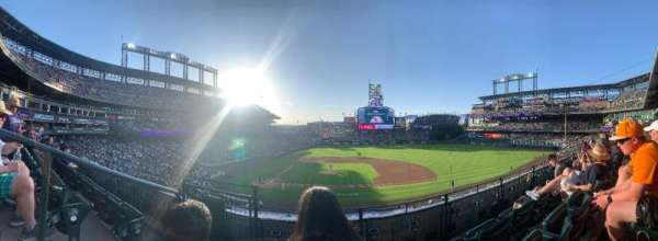 Coors Field, bloc: 223, rangée: 3, place: 15