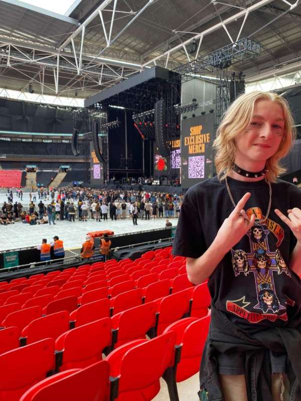 Wembley Stadium, bloc: 143, rangée: 14, place: 260
