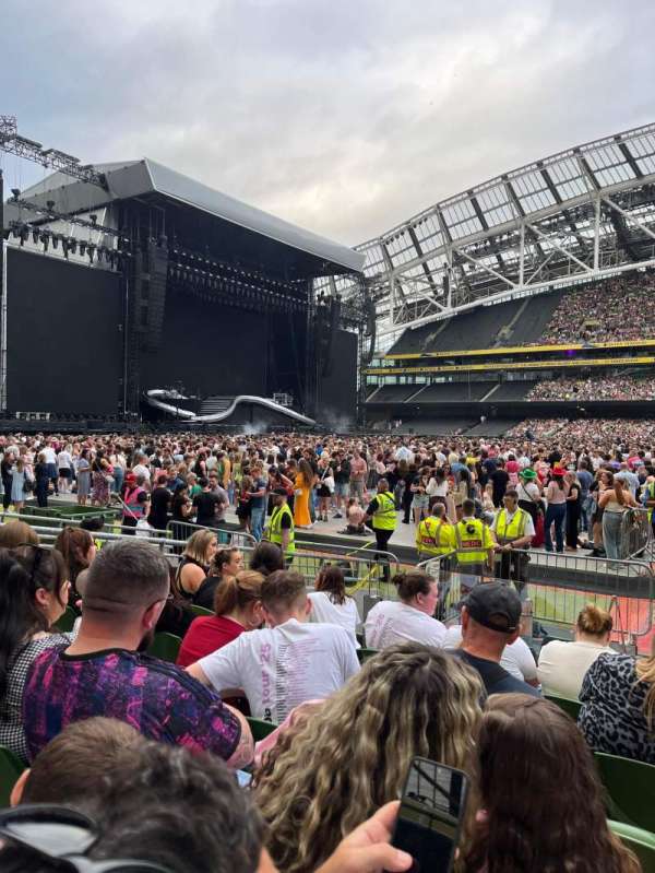 Aviva Stadium, bloc: 124, rangée: K, place: 23
