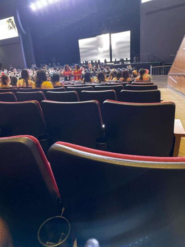 Smart Financial Centre, bloc: 104, rangée: BB, place: 27