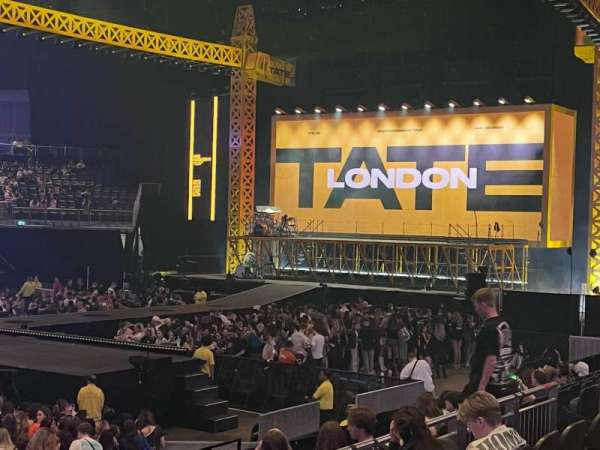 The O2, London, bloc: 111, rangée: L, place: 323